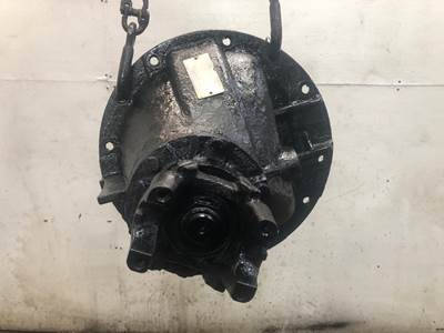 Eaton 19060S Rear Differential for a GMC C7500