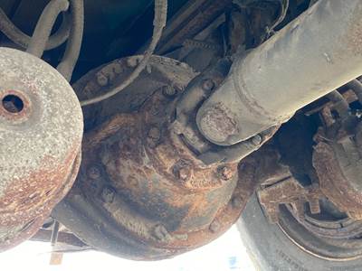 Eaton 21060S Rear Differential for a International 4400