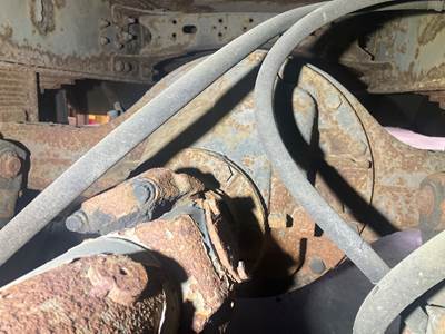 Eaton 22060S Rear Differential for a Freightliner FL70