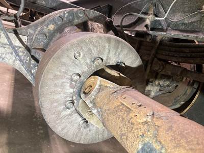 Eaton P20060 Rear Differential for a Kenworth T270