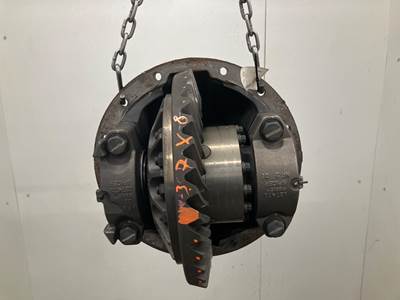 Eaton P20060 Rear Differential for a Peterbilt 337