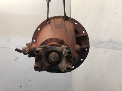 Eaton P22060 Rear Differential for a Peterbilt 337
