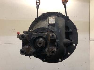 Eaton P22060 Rear Differential for a Kenworth T370