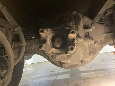 Eaton P22060 Rear Differential for a Kenworth T370