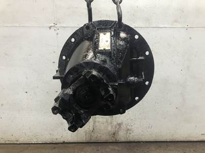 Eaton P22060 Rear Differential for a Kenworth T370