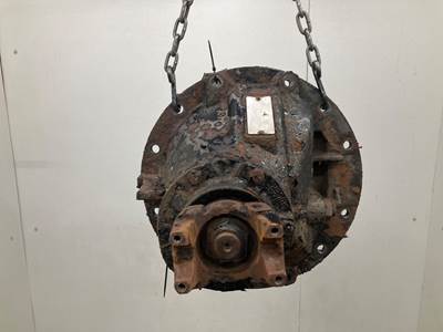 Eaton P22060 Rear Differential for a Peterbilt 337