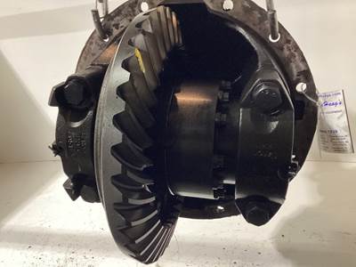 Eaton RS404 Rear Differential for a Peterbilt 379