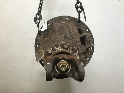 Eaton RS404 Rear Differential for a Freightliner FLD120
