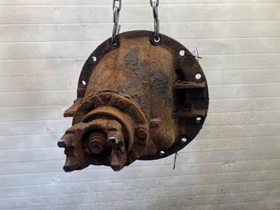 Eaton RS404 Rear Differential for a International 4300