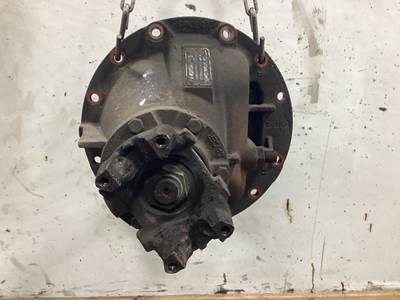Eaton RS404 Rear Differential for a Kenworth T600