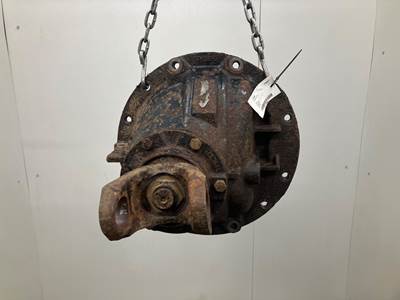 Eaton RS404 Rear Differential for a Freightliner Columbia 120
