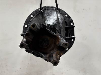 Eaton RS404 Rear Differential for a Volvo VNL