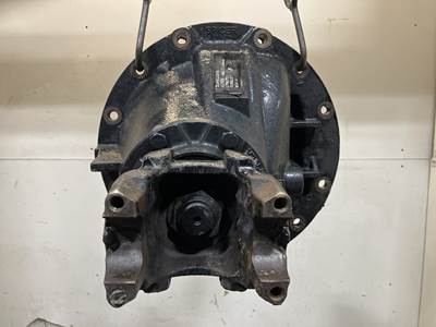 Eaton RS404 Rear Differential for a International 9900