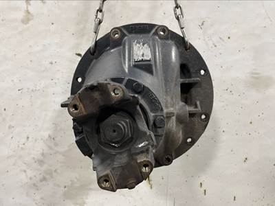 Eaton RS405 Rear Differential for a Freightliner Cascadia
