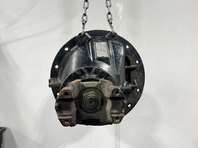 Eaton RS405 Rear Differential for a Freightliner Cascadia