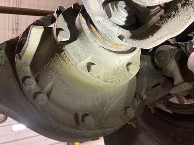 Eaton RSP40 Rear Differential for a Peterbilt 579