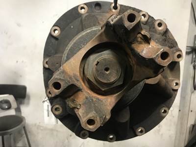 Eaton S23-170 Rear Differential for a International 4400