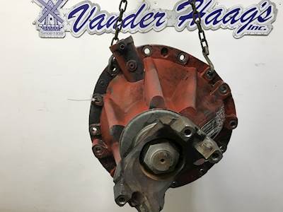 Eaton S23-190 Rear Differential for a Peterbilt 386