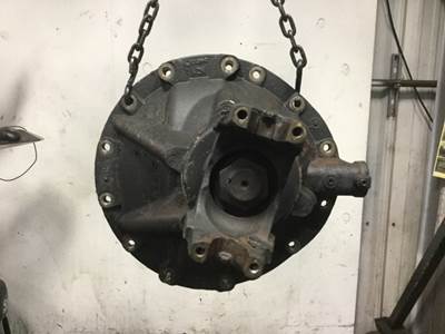 Eaton S23-190 Rear Differential for a Peterbilt 579