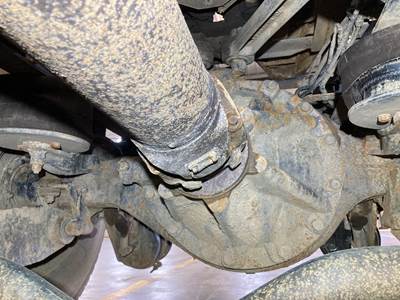 Eaton S23-190 Rear Differential for a Kenworth T880