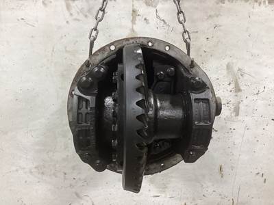 Eaton S23-190 Rear Differential for a Volvo VNM