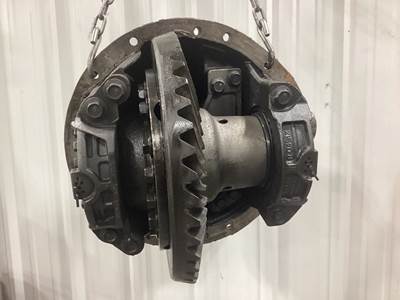Eaton S23-190 Rear Differential for a Kenworth T680