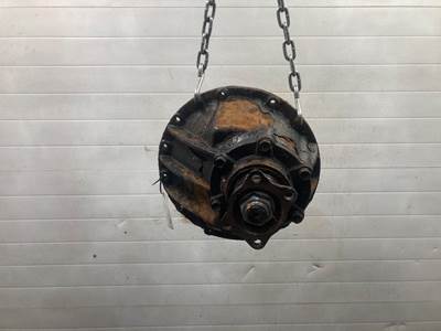 Isuzu 6CP Rear Differential for a Isuzu NPR