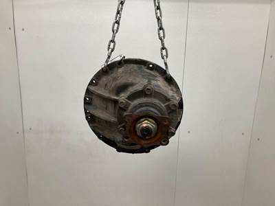 Isuzu 6CP Rear Differential for a Isuzu NPR