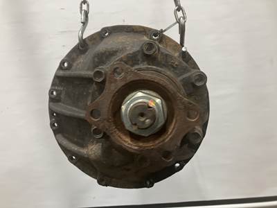 Isuzu 6CP Rear Differential for a Isuzu NPR