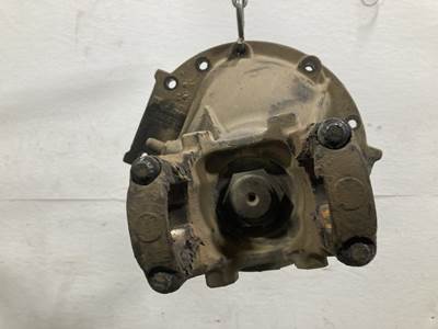 Meritor 3200F2216 Rear Differential for a International LT