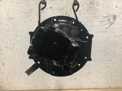 Meritor 3200F2216 Rear Differential for a Peterbilt 579