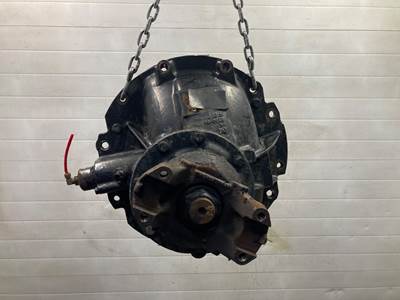 Meritor ME20165 Rear Differential for a Freightliner Cascadia