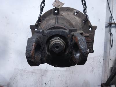 Meritor MR20143M Rear Differential for a Freightliner Coronado