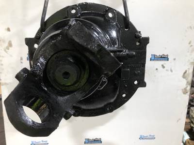 Meritor MR20143M Rear Differential for a Freightliner Columbia 120