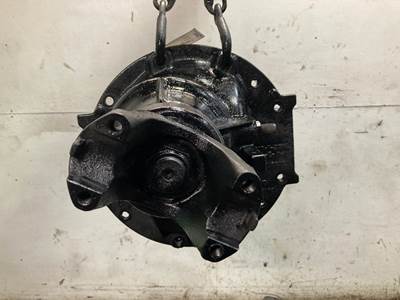 Meritor MR20143M Rear Differential for a Volvo VNL
