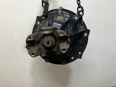 Meritor MR2014E Rear Differential for a Peterbilt 579