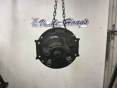 Meritor MR2014X Rear Differential for a Freightliner Cascadia