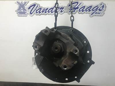 Meritor MR2014X Rear Differential for a Volvo VNL