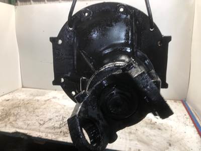 Meritor MR2014X Rear Differential for a Freightliner Cascadia