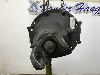 Meritor MR2014X Rear Differential for a Freightliner Cascadia