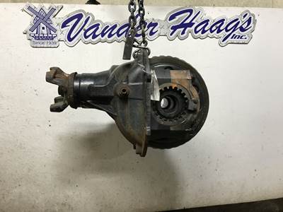 Meritor MR2014X Rear Differential for a Freightliner Cascadia