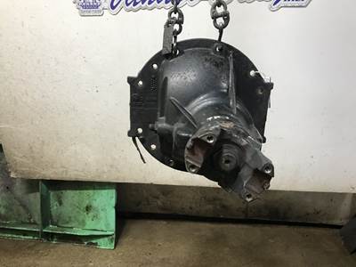 Meritor MR2014X Rear Differential for a Freightliner Cascadia