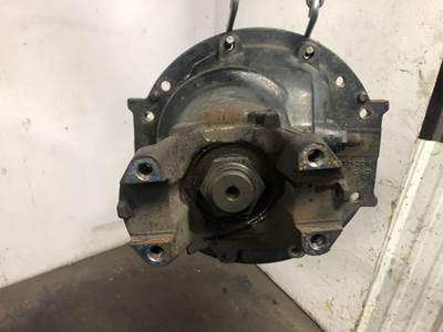 Meritor MR2014X Rear Differential for a Volvo VNL