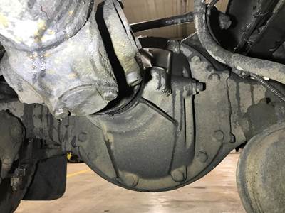 Meritor MR2014X Rear Differential for a Freightliner Cascadia