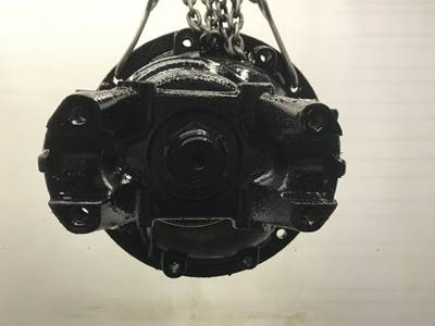 Meritor MR2014X Rear Differential for a Volvo VNL