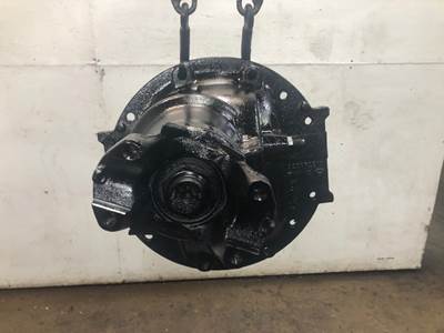 Meritor MR2014X Rear Differential for a Freightliner Cascadia