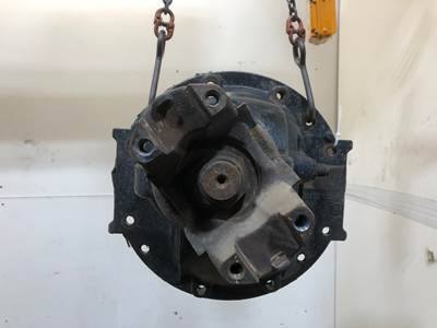 Meritor MR2014X Rear Differential for a Volvo VNL
