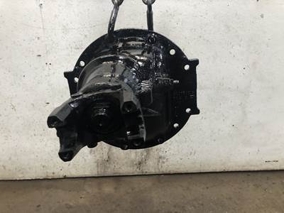 Meritor MR2014X Rear Differential for a Volvo VNL