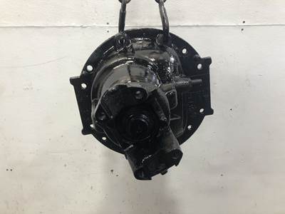 Meritor MR2014X Rear Differential for a Freightliner Cascadia