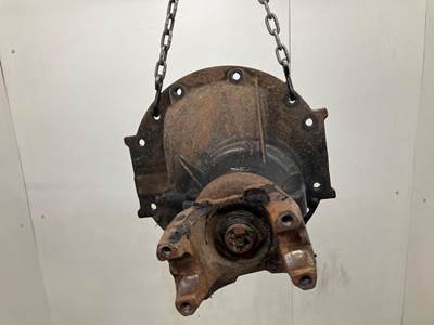 Meritor MR2014X Rear Differential for a Mack Chu